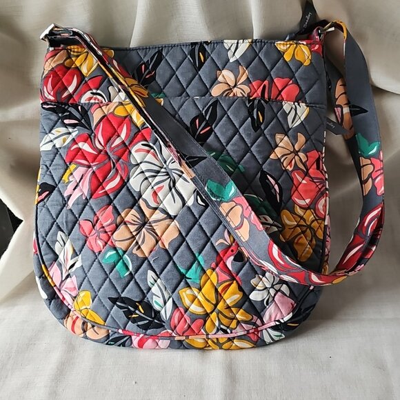 New Vera Bradley in retired COASTAL PARADISE TRIO ZIP Hipster Cross-body bag - Picture 2 of 5